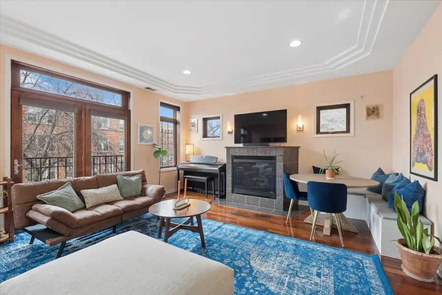 1031 N Mozart Street #2, Chicago, IL 60622 - #2