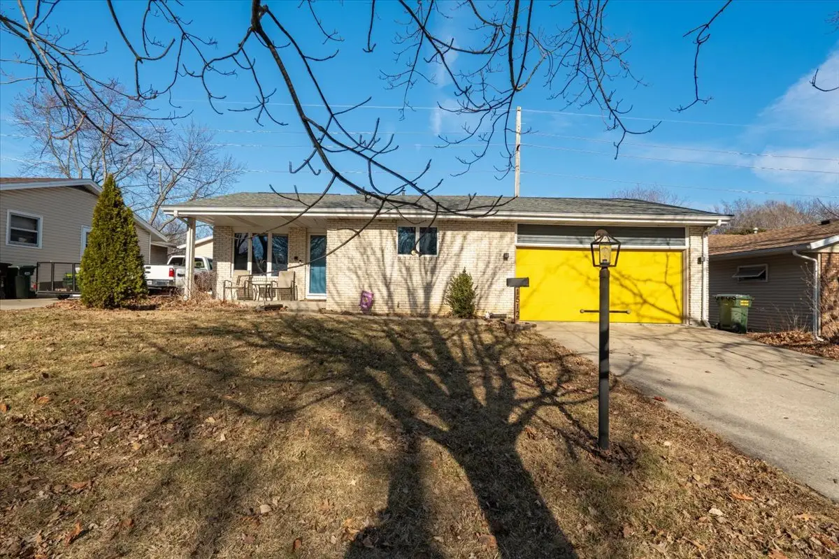 1512 E Fairlawn Drive, Urbana, IL 61802 - #1