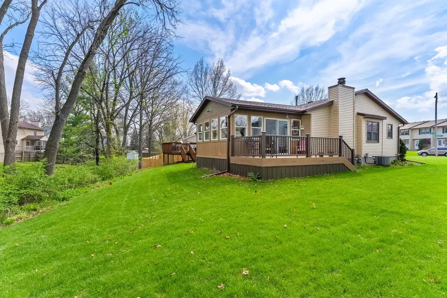 3827 Belle Avenue, Davenport, IA 52807 - #2