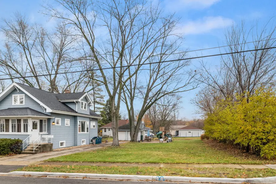 225 N State Street, Addison, IL 60101 - #3