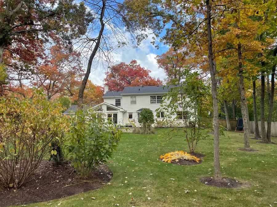 890 S Cherokee Road, Lake Forest, IL 60045 - #3