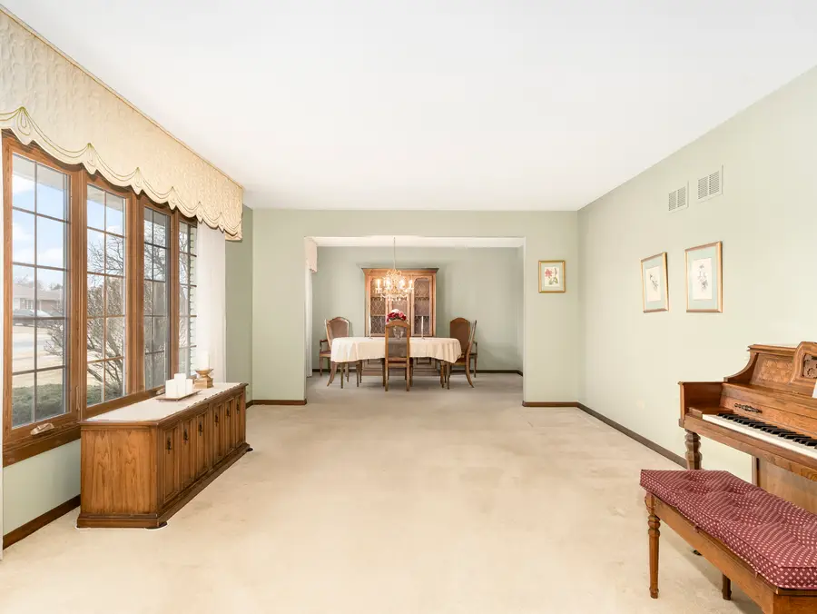 7601 Sycamore Drive, Orland Park, IL 60462 - #2