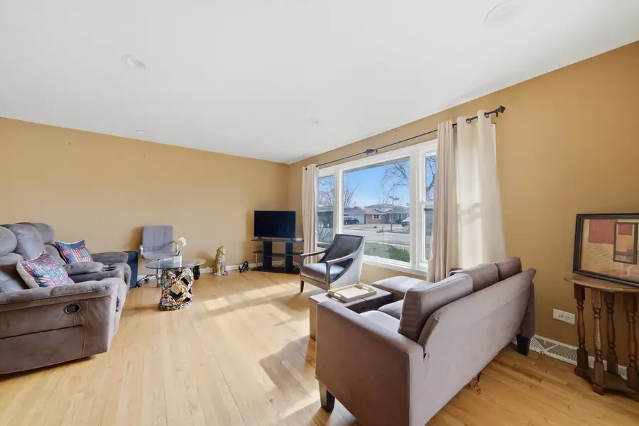 17107 Evans Drive, South Holland, IL 60473 - #2