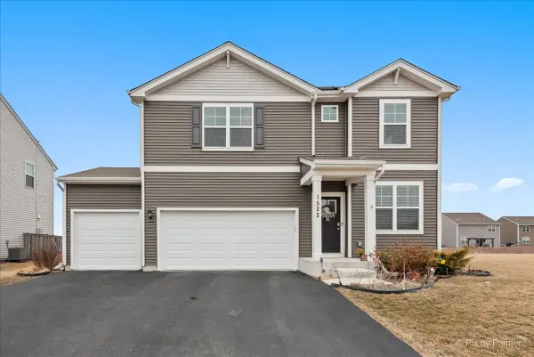 1522 Hollow Tree Lane, Pingree Grove, IL 60140