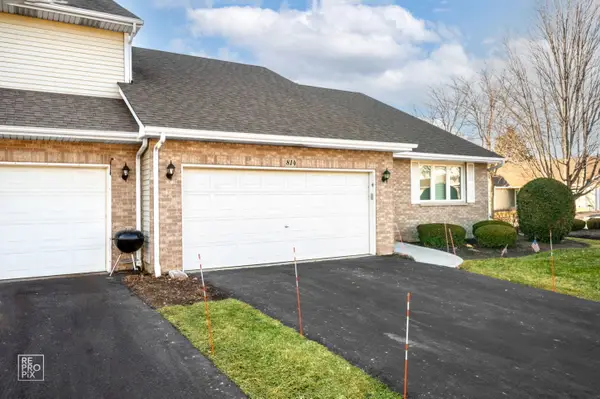 814 Bruce Robert Lane, Hampshire, IL 60140