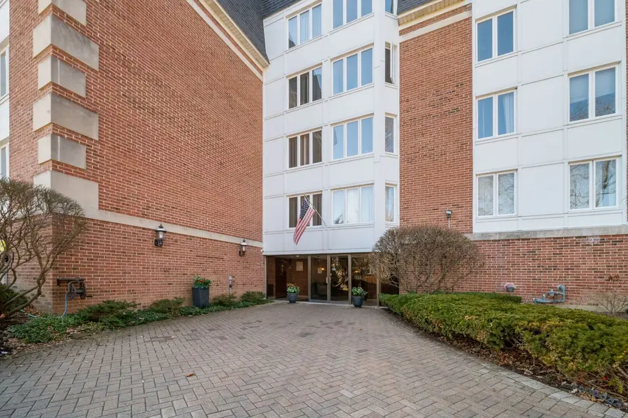 175 Lake Boulevard #349, Buffalo Grove, IL 60089 - #2