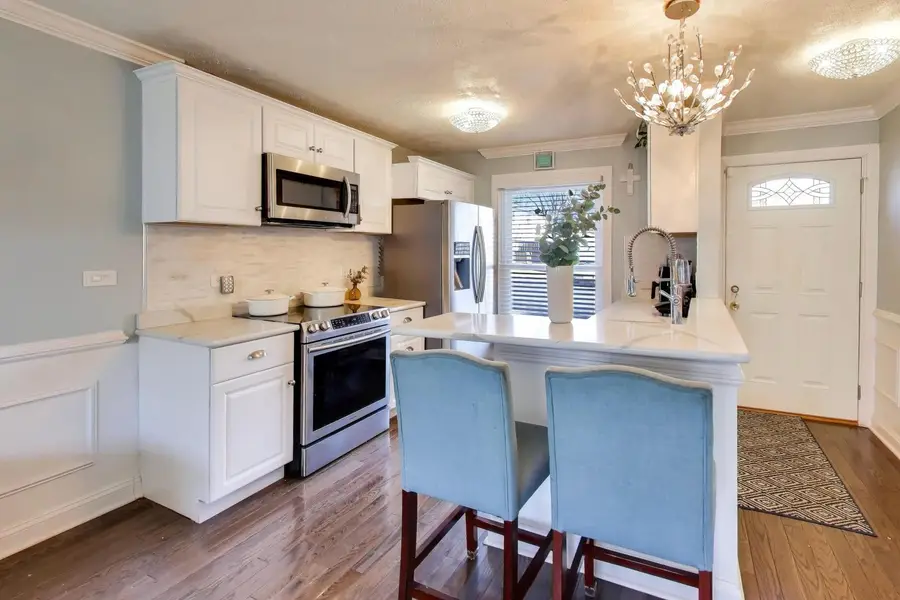 116 Raintree Court, Aurora, IL 60504 - #2