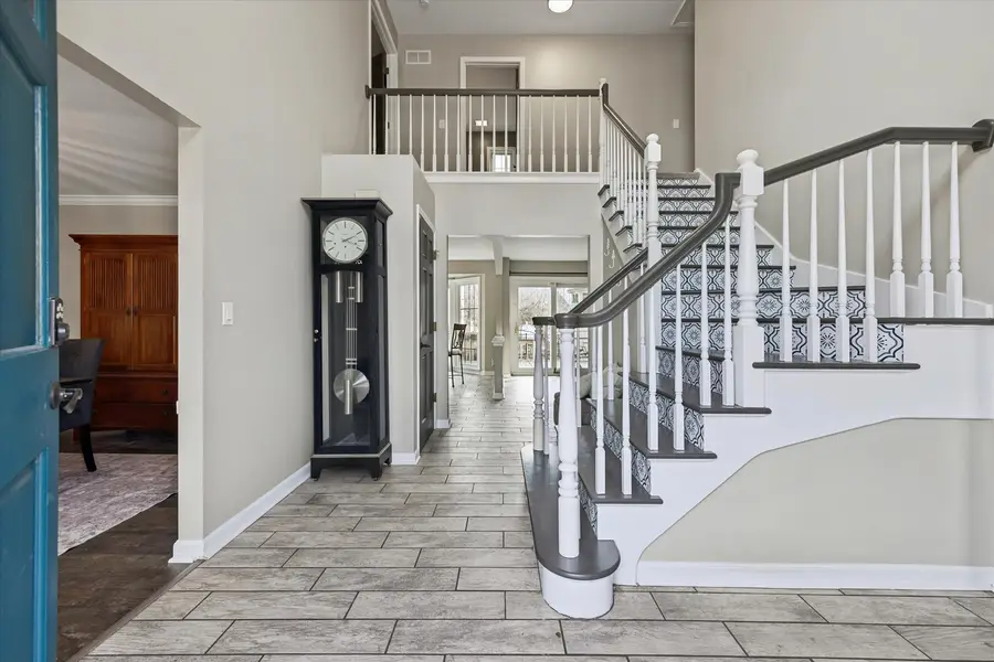 570 Riva Court, Wheaton, IL 60187 - #3