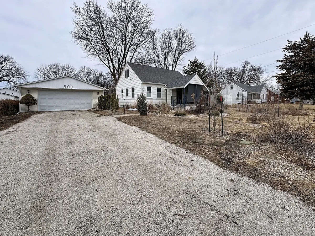 509 40th Street, East Moline, IL 61244 - #1