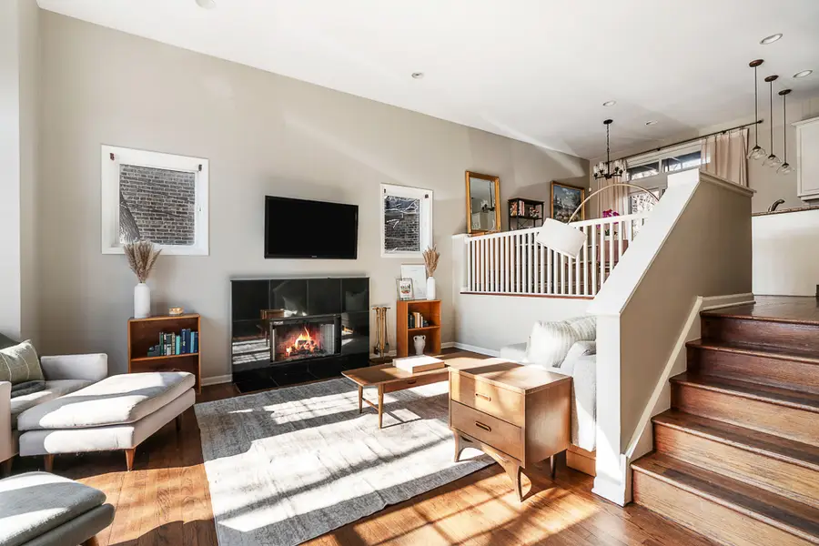 1002 W Altgeld Street #1002, Chicago, IL 60614 - #2