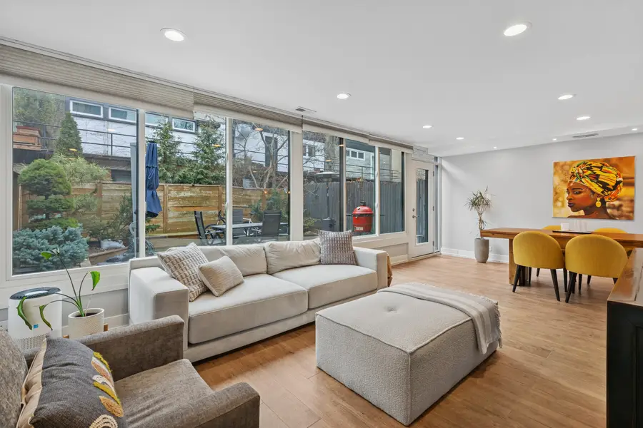 2906 N Sheridan Road, Chicago, IL 60657 - #2