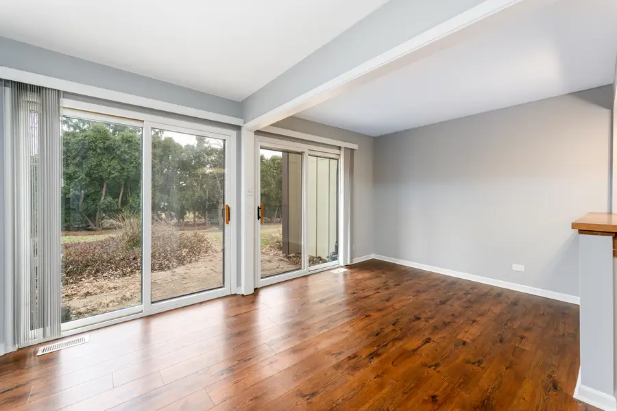 37 Briarwood Lane, Indian Head Park, IL 60525 - #3