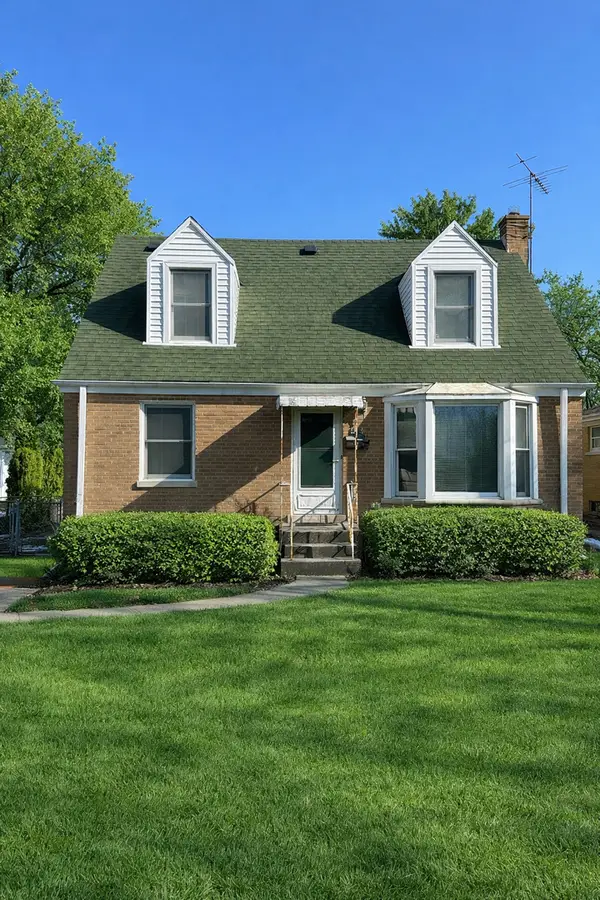 215 N Main Street, Mount Prospect, IL 60056