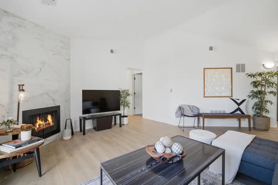 4131 N Pheasant Trail Court #8, Arlington Heights, IL 60004 - #3