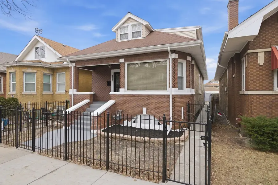 6621 S Fairfield Avenue, Chicago, IL 60629 - #2