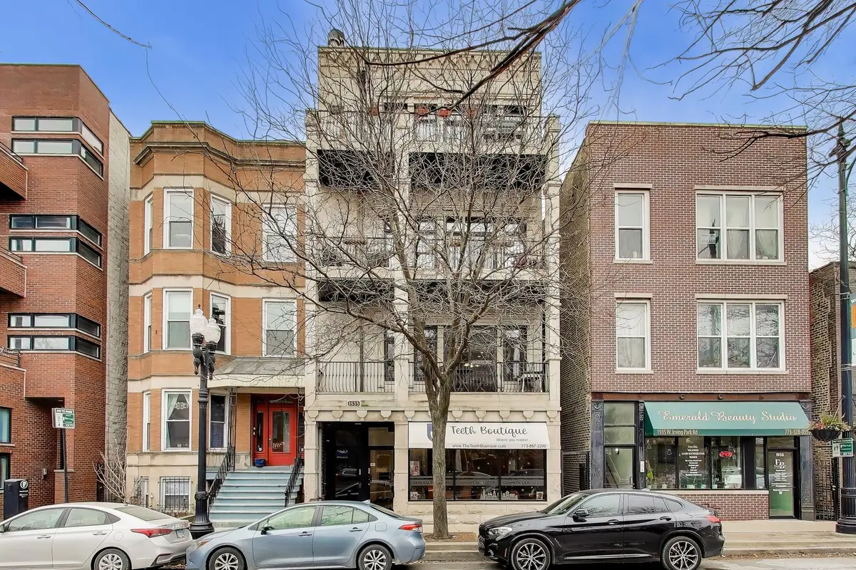 Address Withheld By Seller, Chicago, IL 60613 - #1