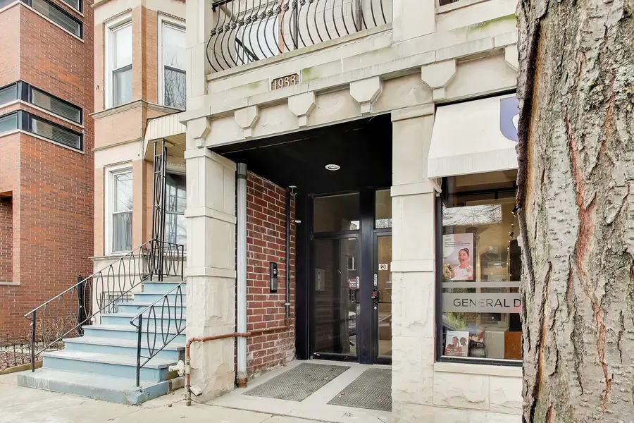 Address Withheld By Seller, Chicago, IL 60613 - #3