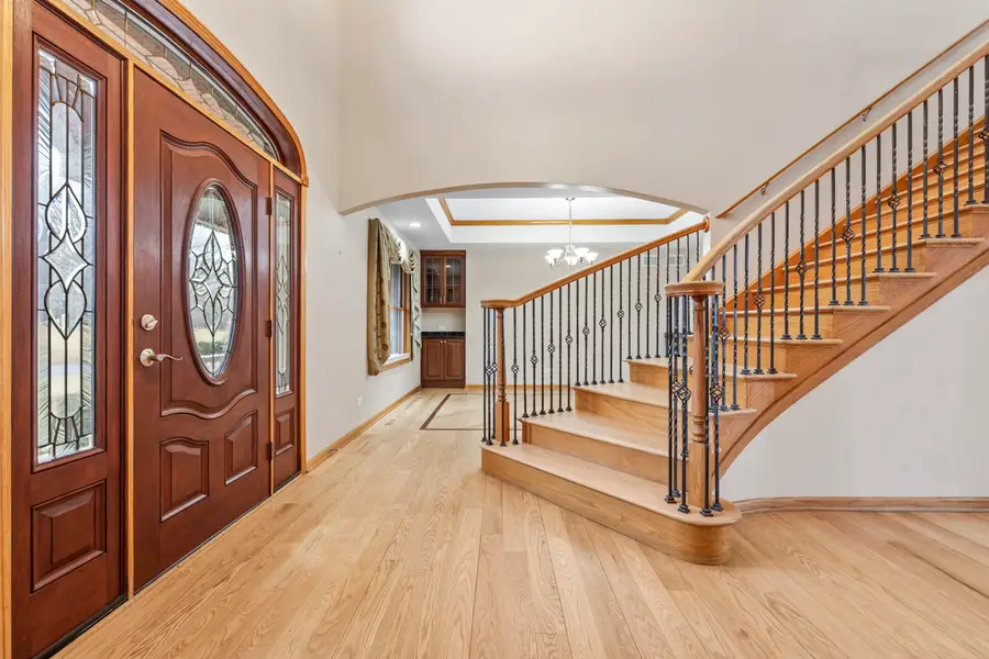 9N954 Heatherington Place, Elgin, IL 60124 - #2