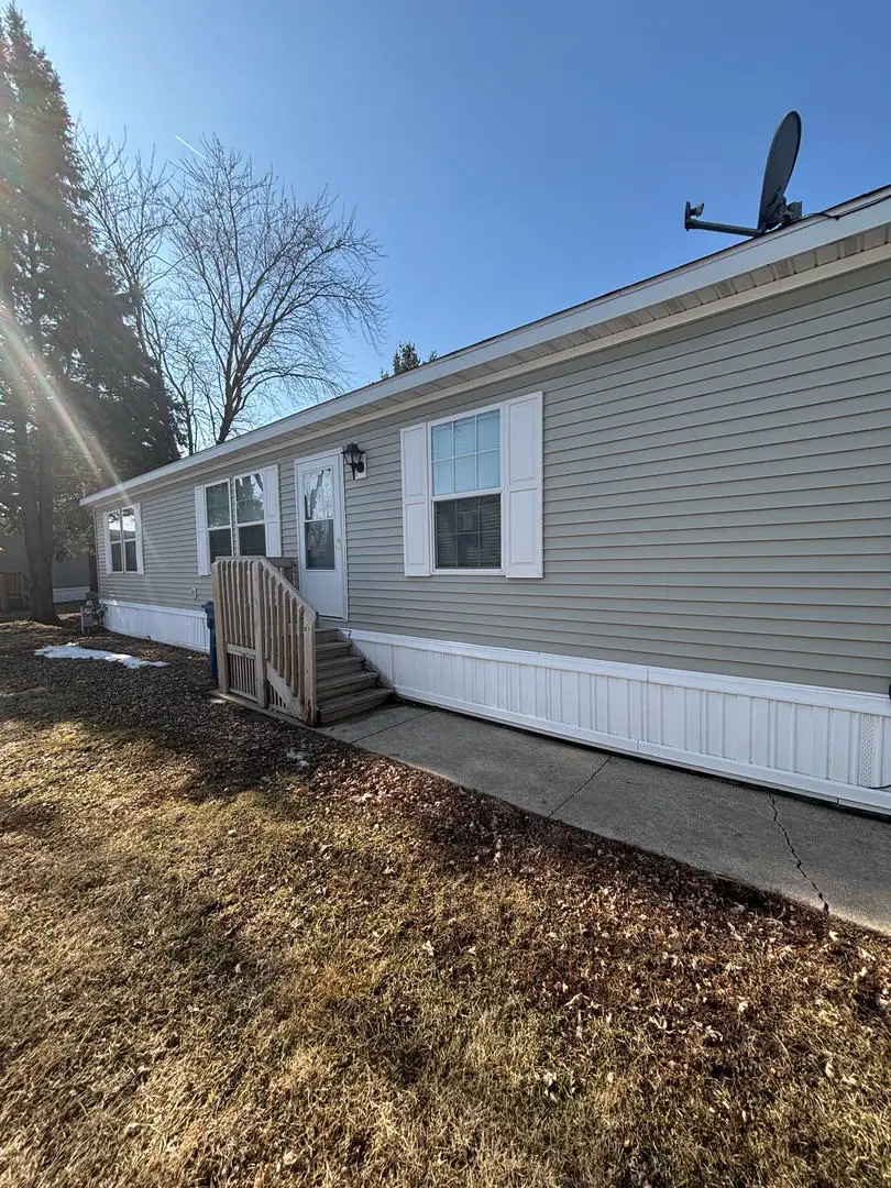 186 Carriage Lane, Sauk Village, IL 60411 - #1