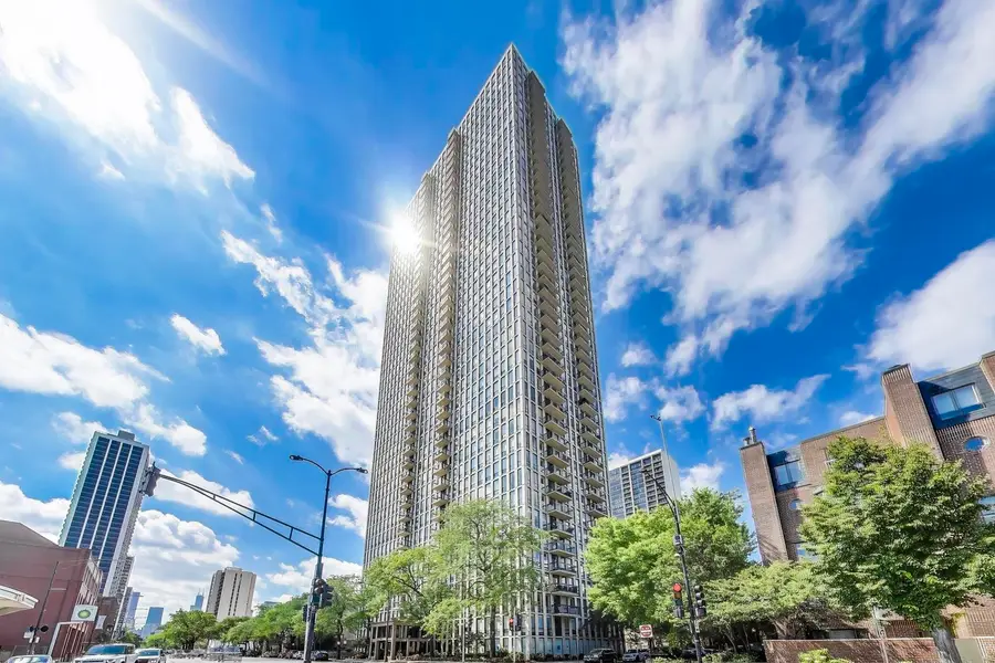 1660 N La Salle Drive #410, Chicago, IL 60614 - #2