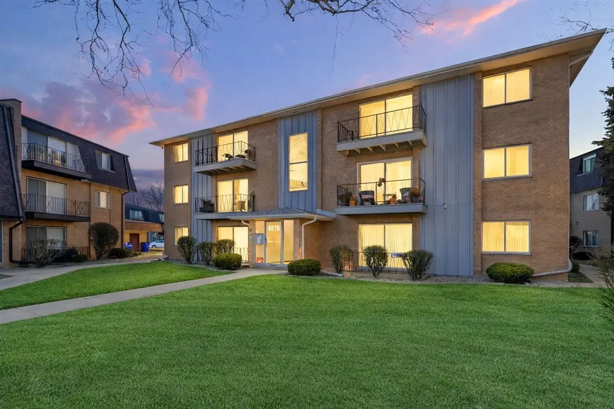 4819 W 109th Street #3-103, Oak Lawn, IL 60453 - #1