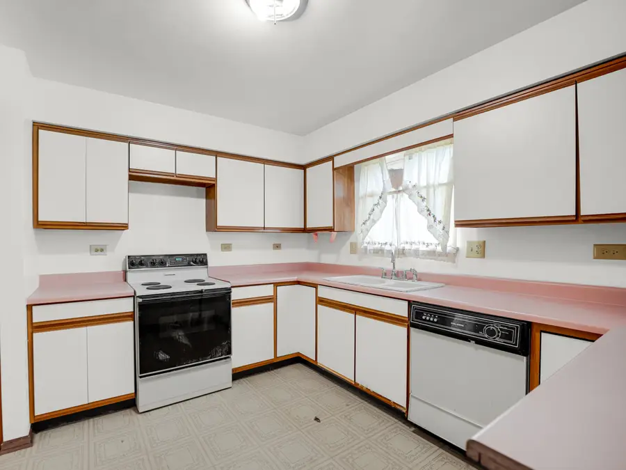 3985 Ludington Court, Hanover Park, IL 60133 - #3