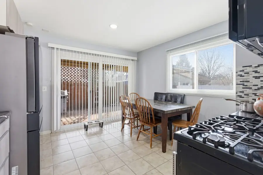 34 Sonora Drive, Montgomery, IL 60538 - #3