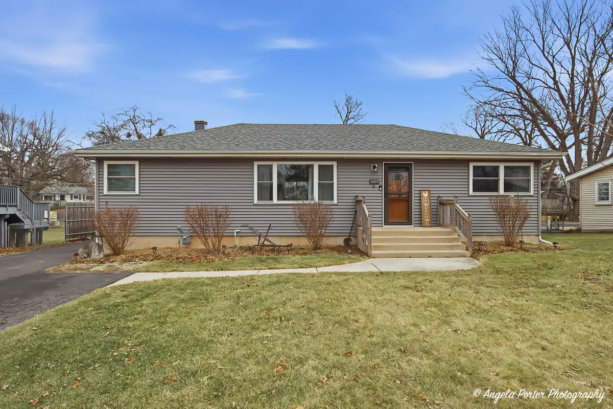 2022 Woodlane Drive, Lindenhurst, IL 60046 - #1