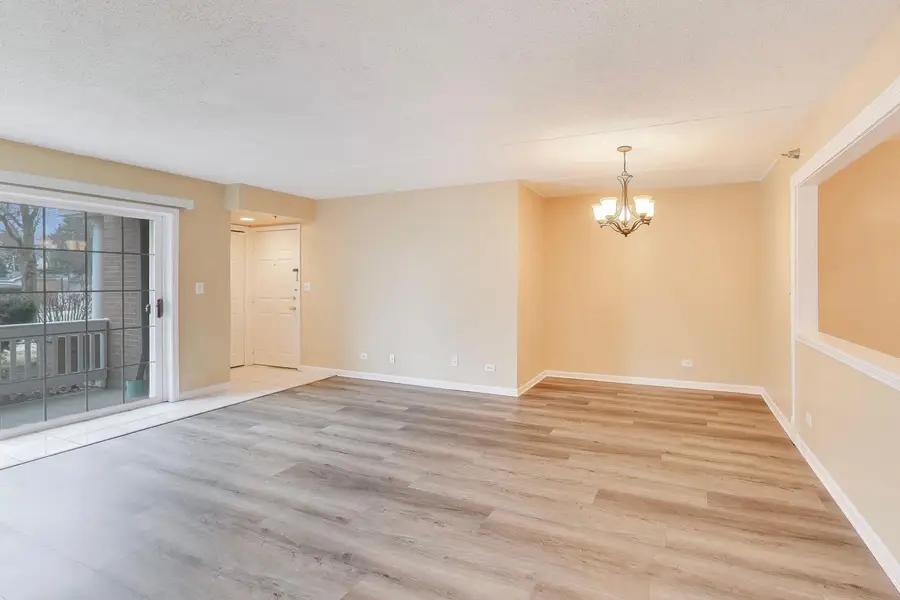 110 Day Street #101, Bloomingdale, IL 60108 - #3