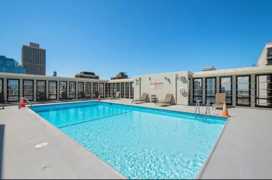 1 E Scott Street #1501, Chicago, IL 60610 - #2