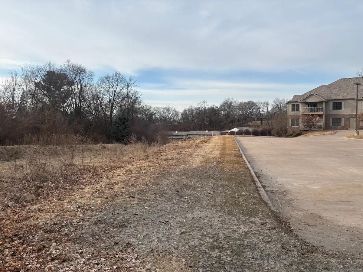 1251 Kimberly Road, Bettendorf, IA 52722 - #1