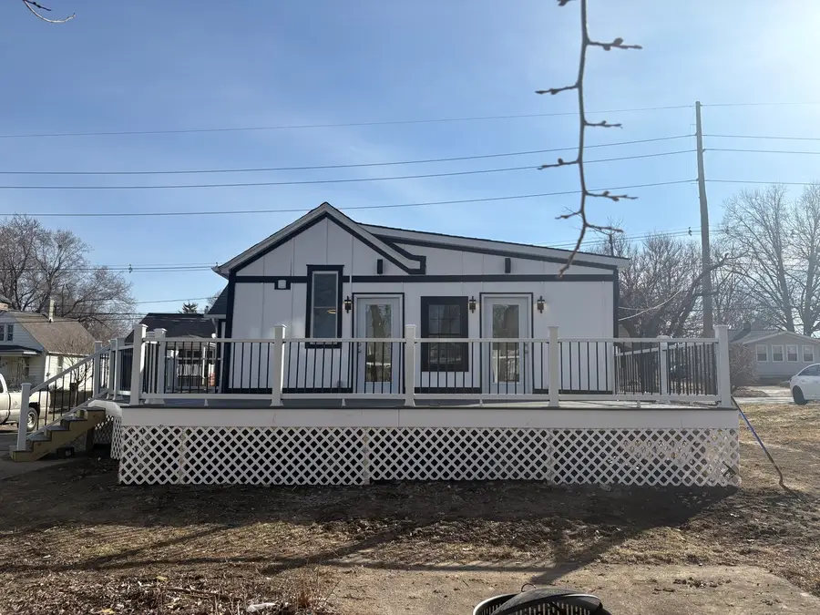 Address Withheld By Seller, Bloomington, IL 61701 - #2