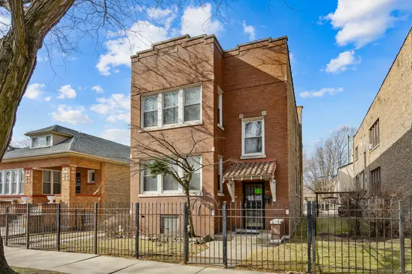 8104 S South Shore Drive, Chicago, IL 60617