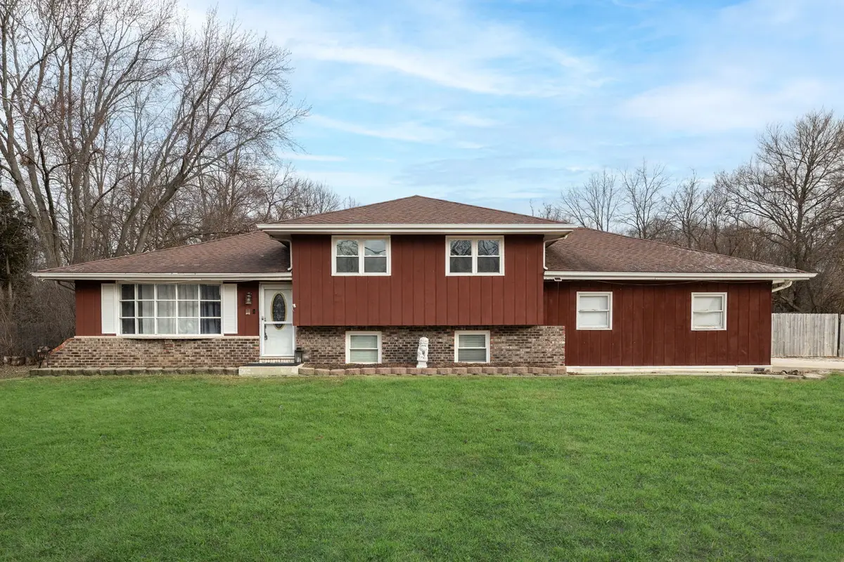 28W032 Roosevelt Road, Winfield, IL 60190 - #1