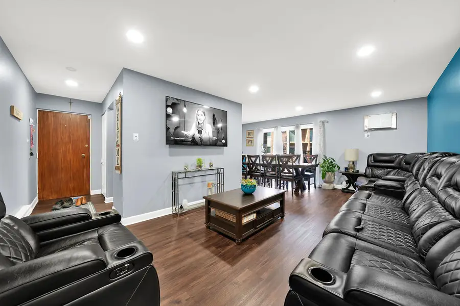 4112 W 98th Street #102, Oak Lawn, IL 60453 - #3