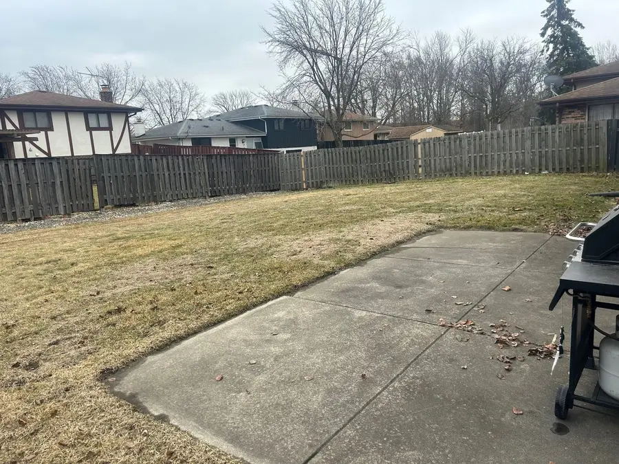 18549 Olde Farm Road, Lansing, IL 60438 - #3