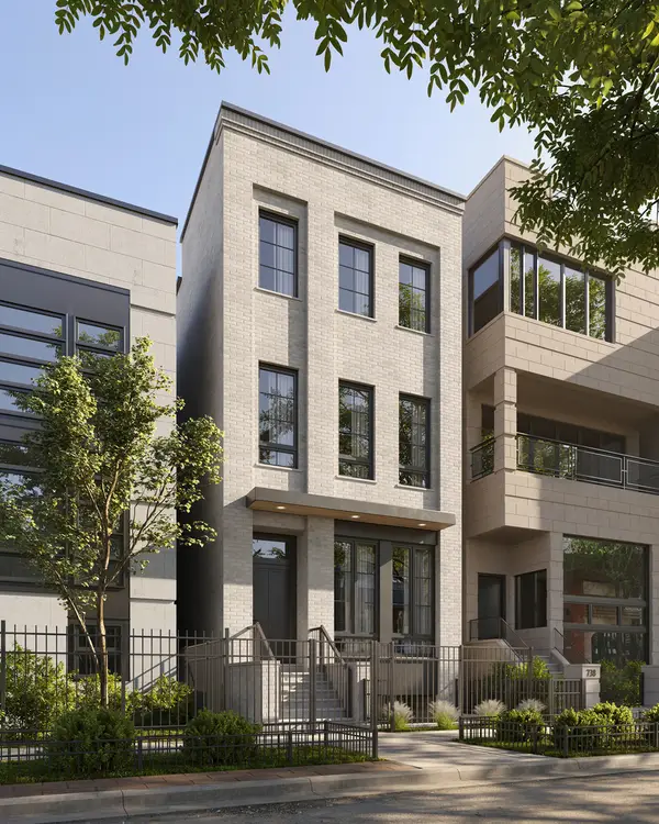 1736 N Winchester Avenue, Chicago, IL 60622