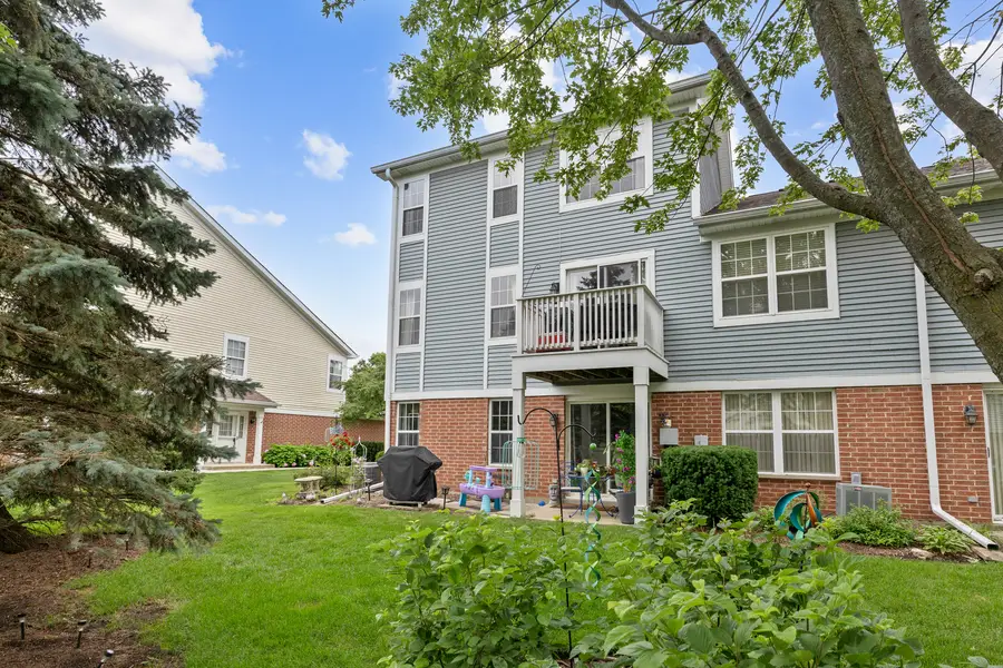 283 Ashbury Lane W, Roselle, IL 60172 - #3