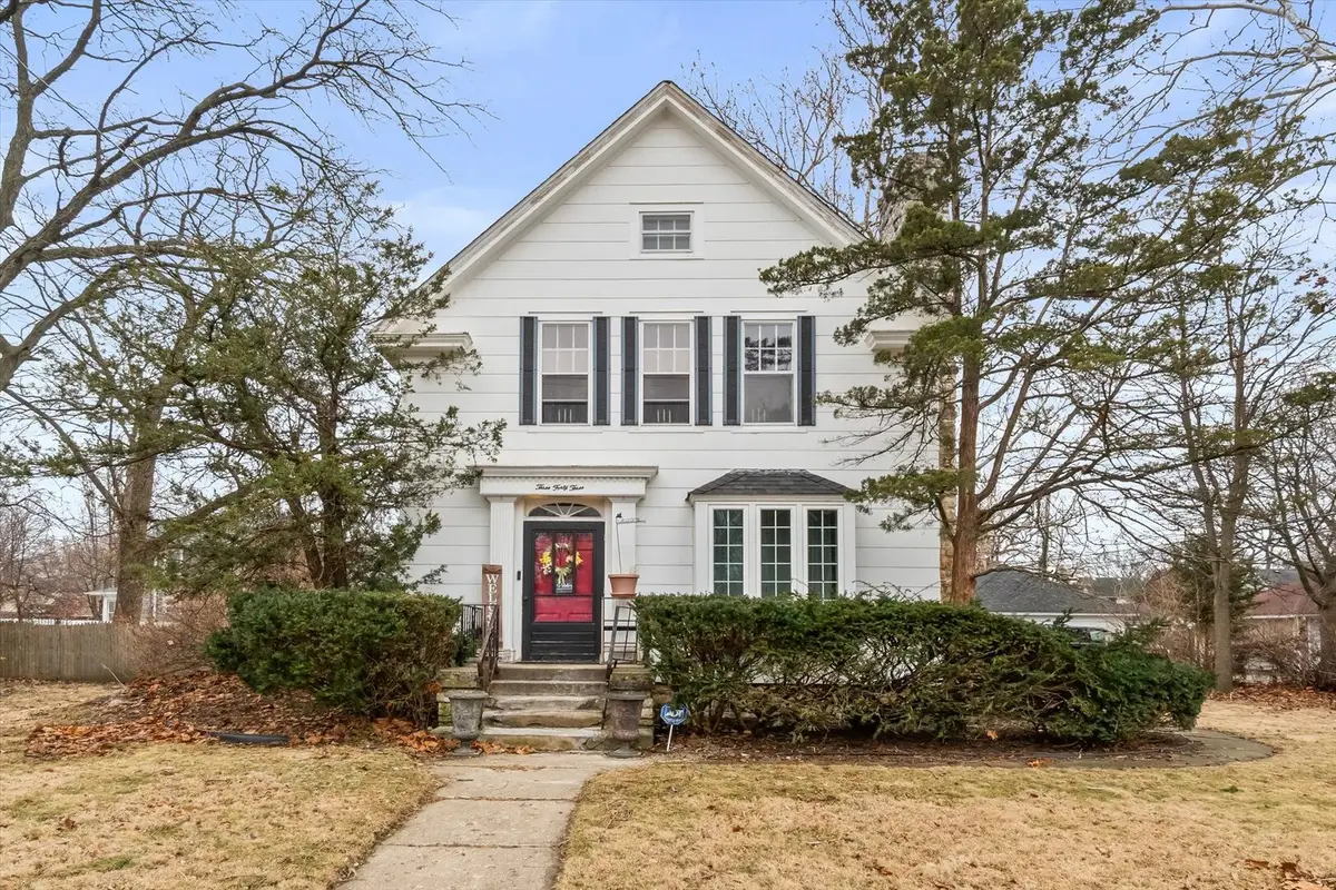 343 Evans Avenue, Aurora, IL 60505 - #1