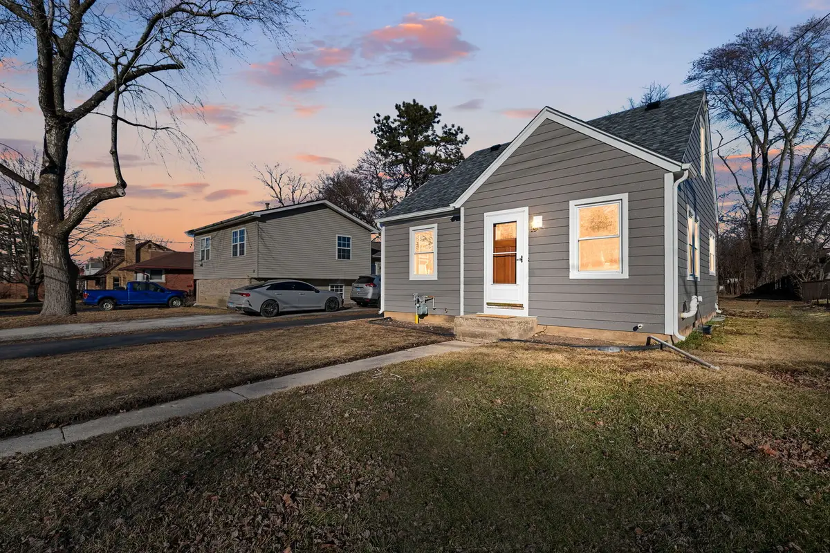 349 S Lake Street, Grayslake, IL 60030 - #1