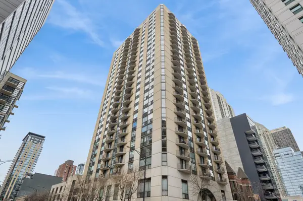 70 W Huron Street #1804, Chicago, IL 60654