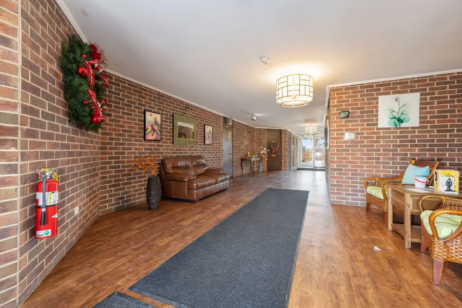 1501 Darien Lake Drive #201, Darien, IL 60561 - #2