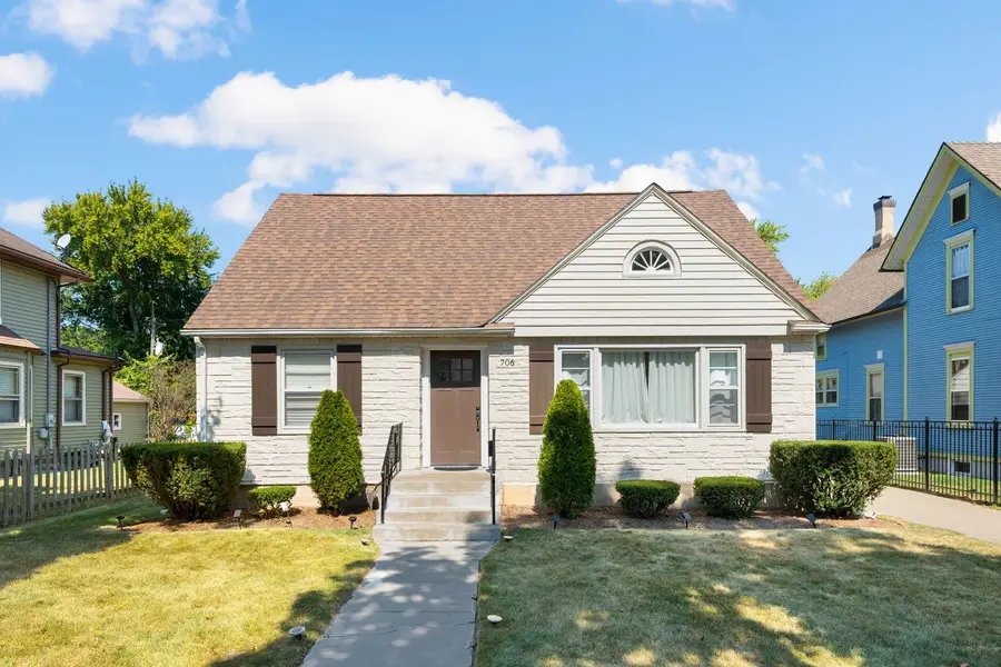 706 Geneva Street, West Dundee, IL 60118 - #2