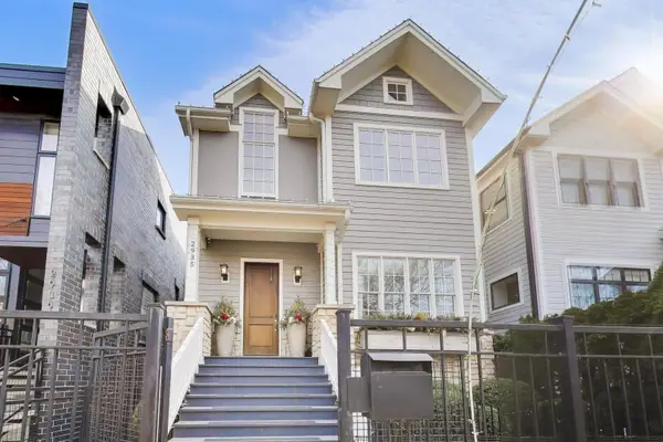 2935 N Seeley Avenue, Chicago, IL 60618