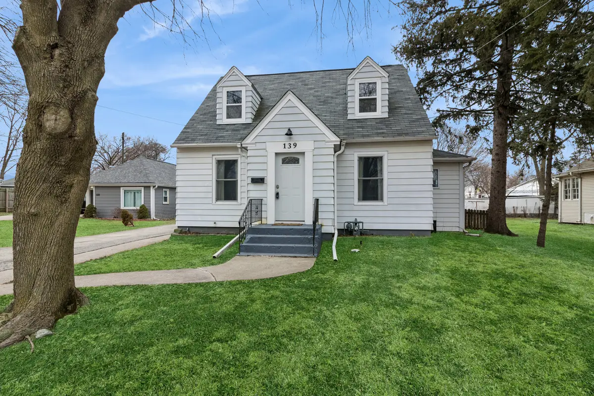 139 Elm Street, Dekalb, IL 60115 - #1