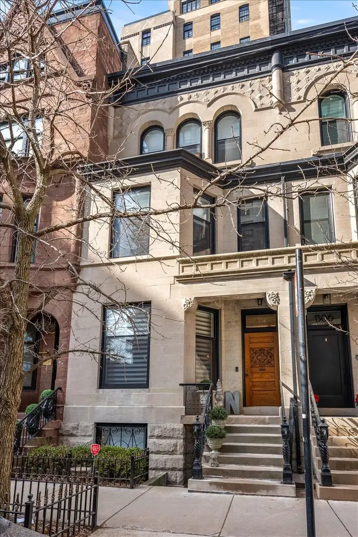 1304 N Ritchie Court, Chicago, IL 60610 - #1