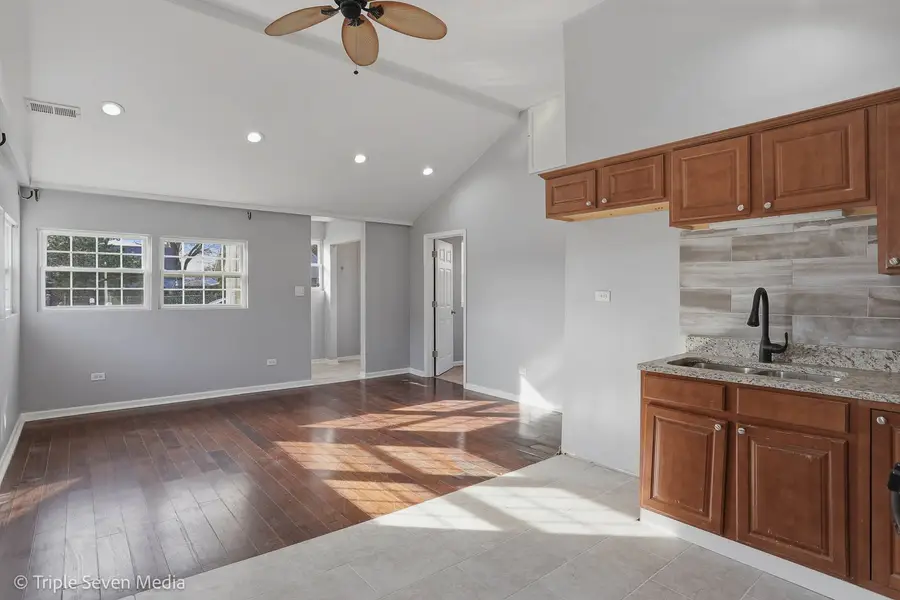 7006 W 73rd Street, Chicago, IL 60638 - #3