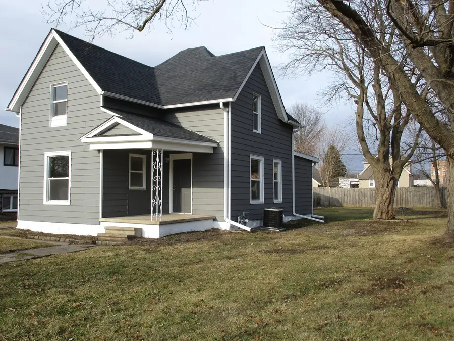 403 W Washington Street, Harvard, IL 60033 - #2