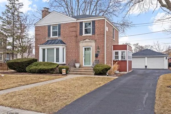 325 E Harding Avenue, La Grange Park, IL 60526