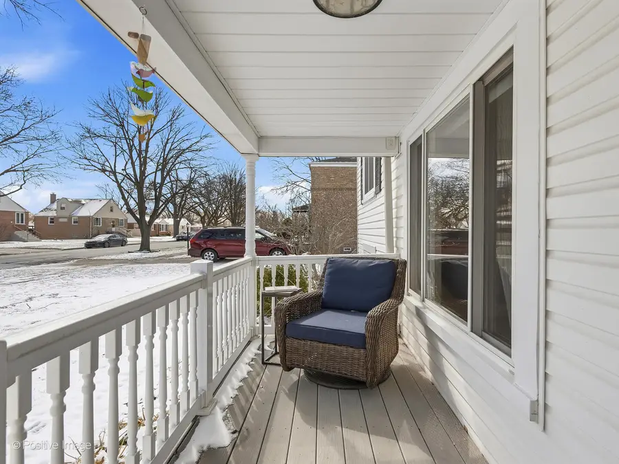 1020 Newberry Avenue, La Grange Park, IL 60526 - #3